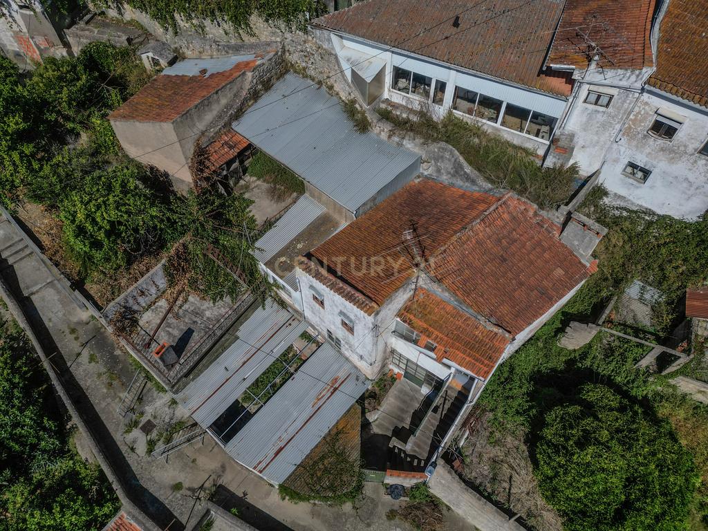Casa para Recuperar em Montemor o Velho - 4 Quartos, 166m² - Image 20