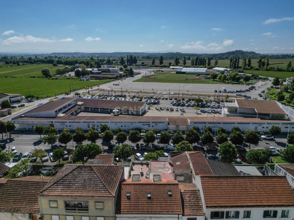 Casa para Recuperar em Montemor o Velho - 4 Quartos, 166m² - Image 21