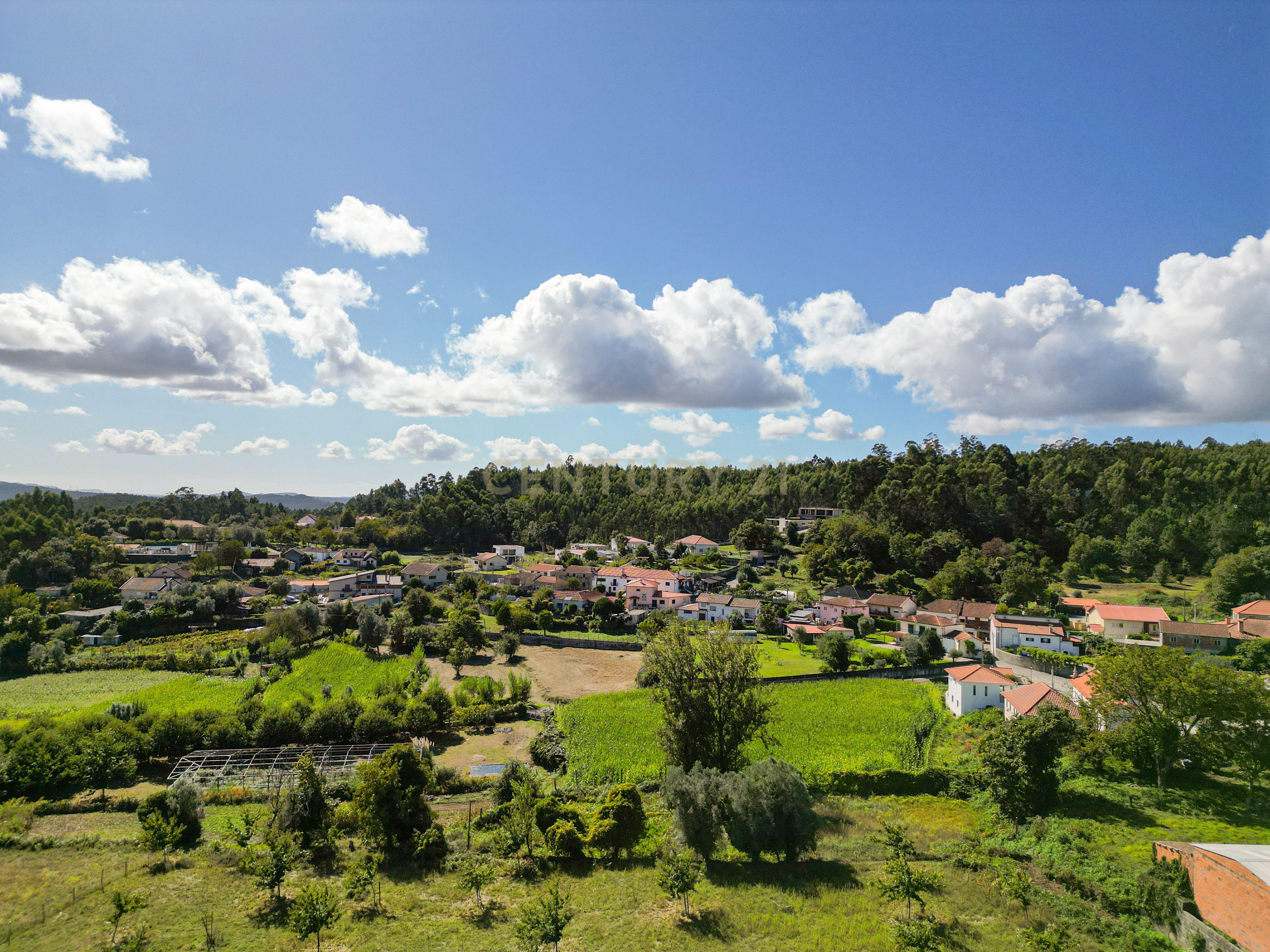Moradia em Vila Verde/ Braga com 1461 m2 de Terreno e Agua de Poço.. - Image 14