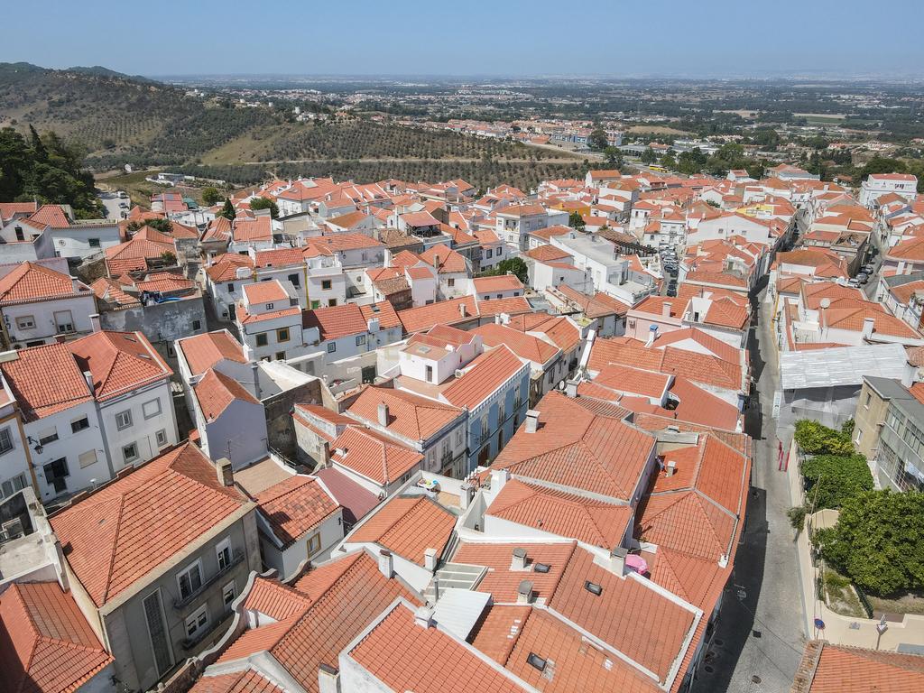 No centro de Palmela, uma casa com historia! - Image 75