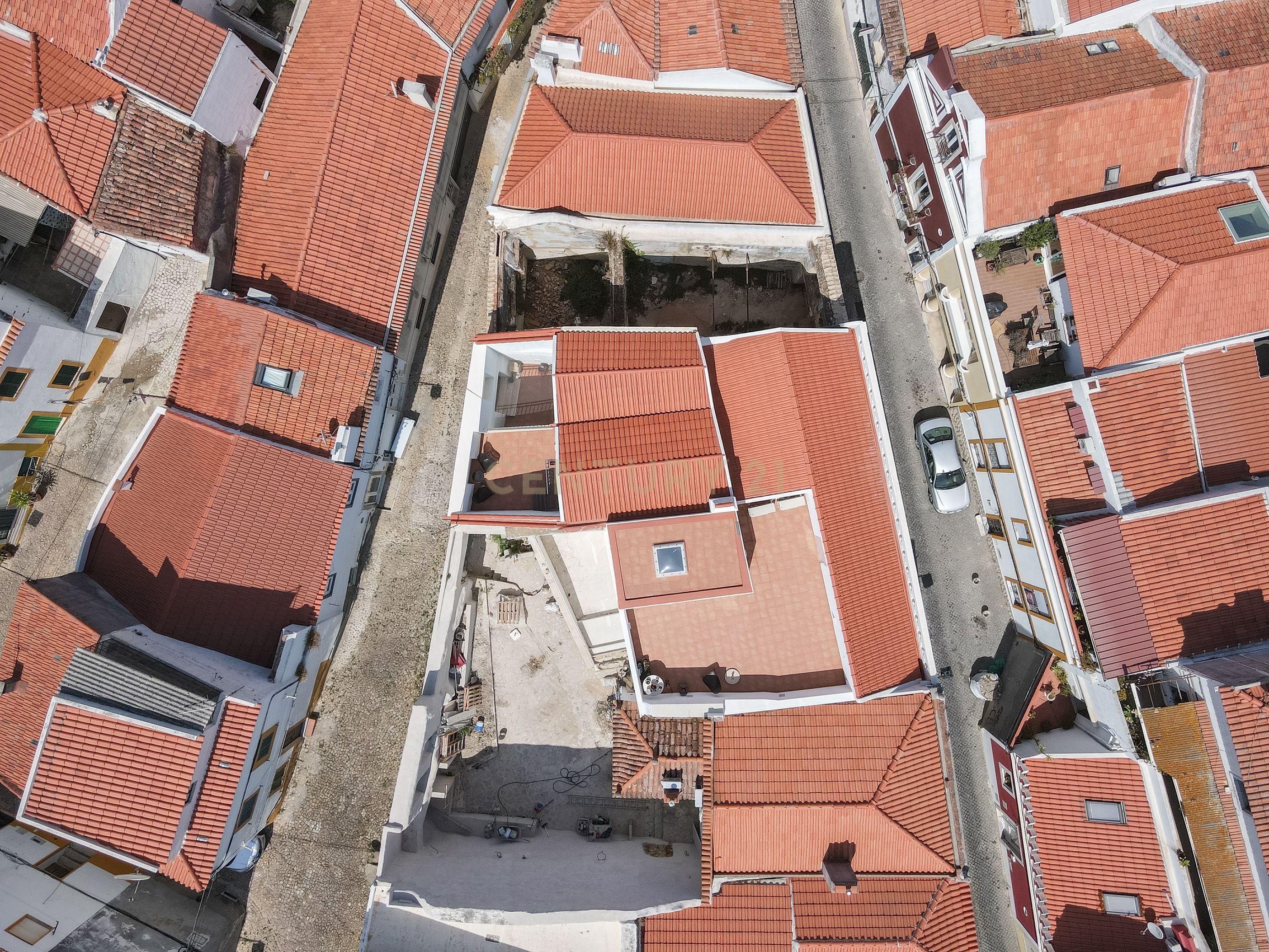 No centro de Palmela, uma casa com historia! - Image 77