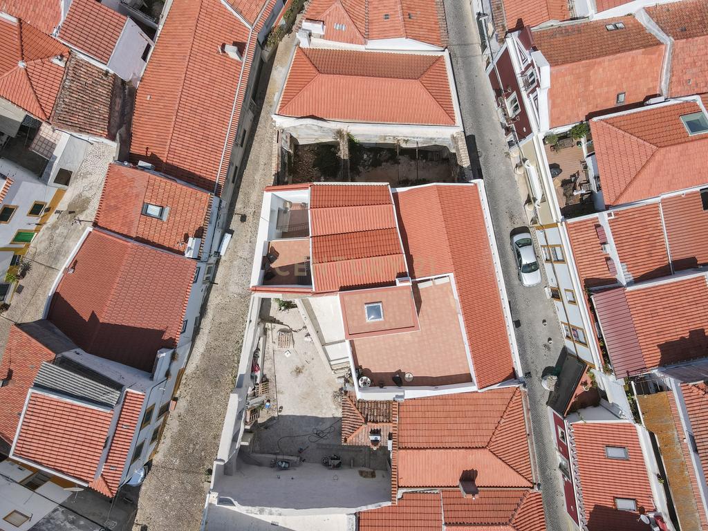 No centro de Palmela, uma casa com historia! - Image 77