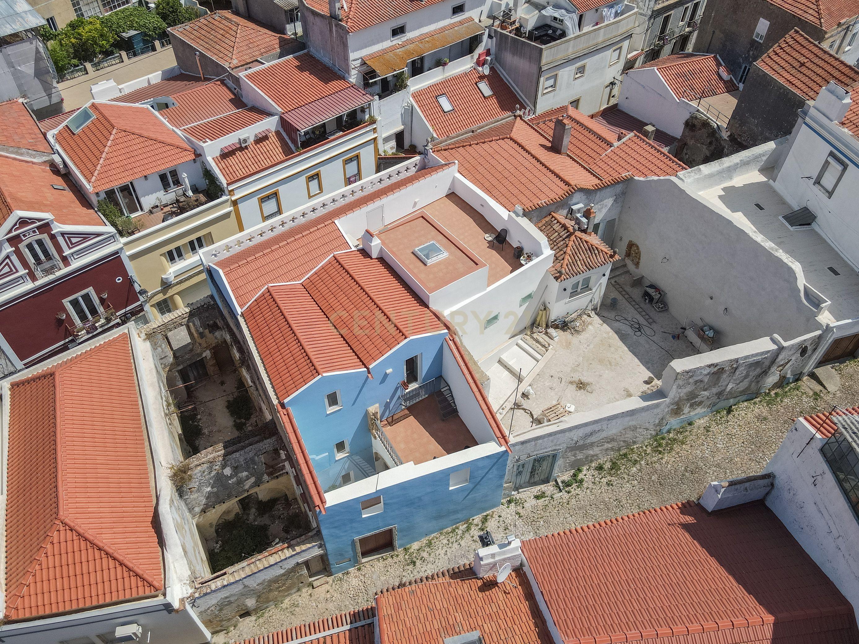 No centro de Palmela, uma casa com historia! - Image 79