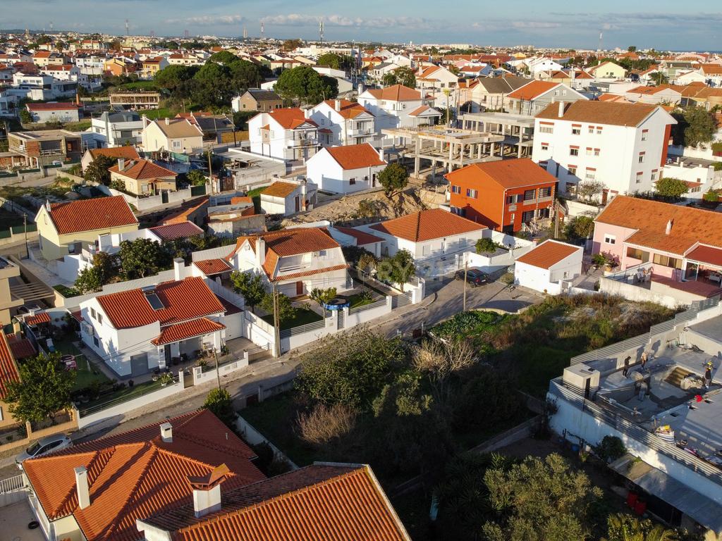 Excelente Terreno em Vale Cavala - Image 8