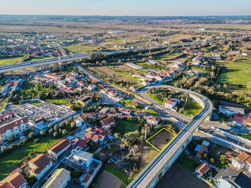 Terreno para construção com 645m2 nos Casais do campo em Coimbra - Image 6