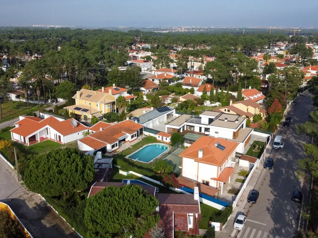 O Refúgio Perfeito no Pinhal da Verdizela – Um Ícone de Luxo, Sofisticação e Versatilidade - Image 55