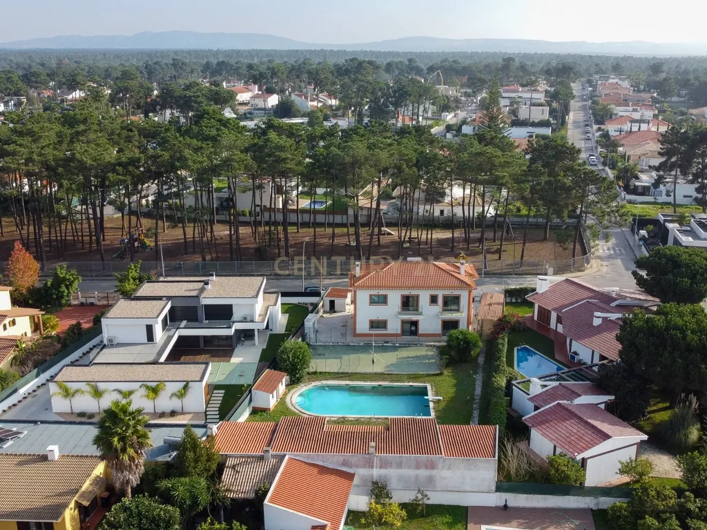 O Refúgio Perfeito no Pinhal da Verdizela – Um Ícone de Luxo, Sofisticação e Versatilidade - Image 45