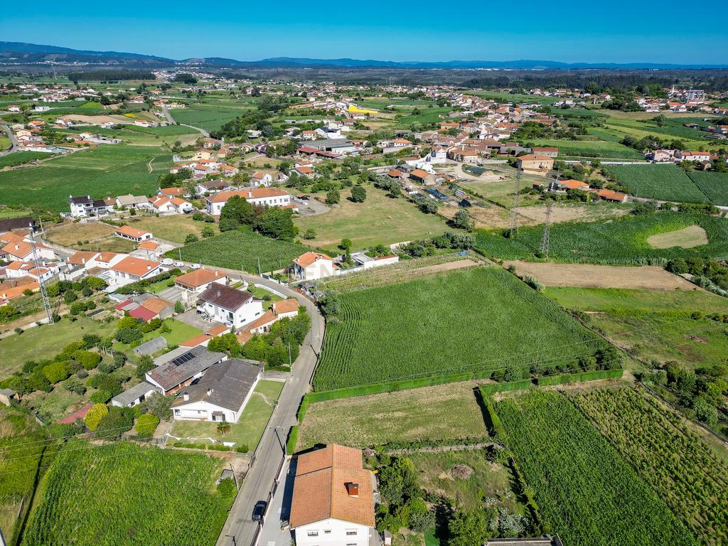 Terreno com 1.290m2 para construção de Moradia até 774m2, em Salreu - Image 20