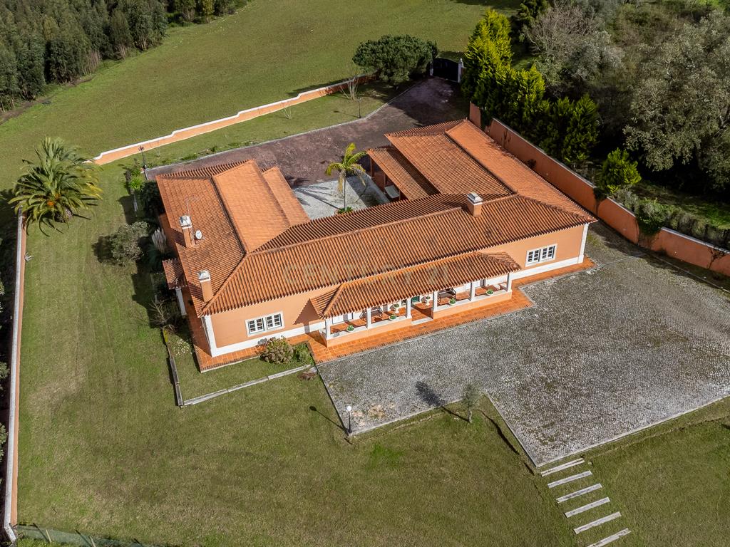 MORADIA TÉRREA DE LUXO - Caldas da Rainha - Image 52