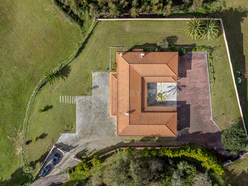 MORADIA TÉRREA DE LUXO - Caldas da Rainha - Image 63