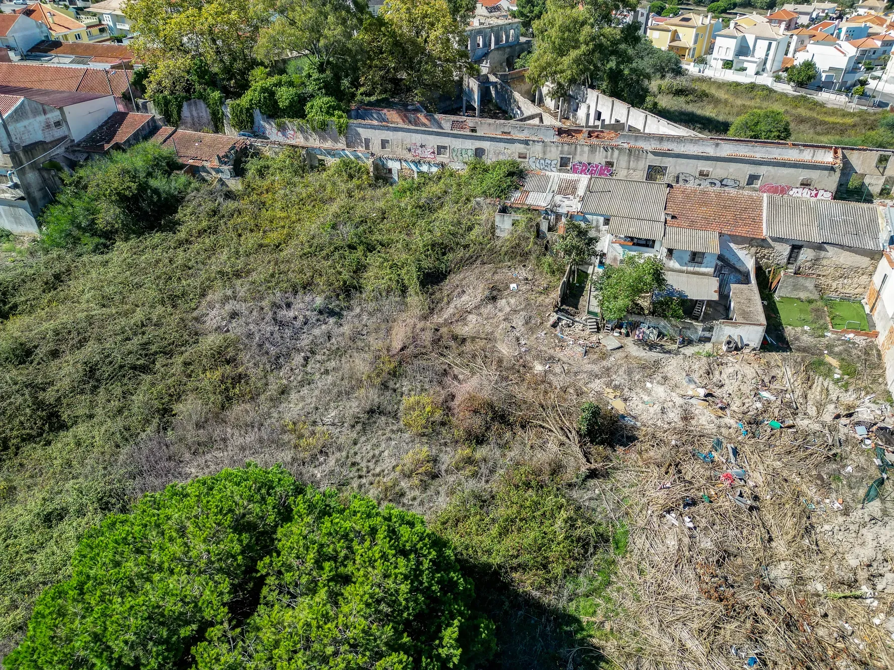 Prédio urbano 1.480m2 implantação, 2 pisos, 1.632m2 terreno, a 3km da praia - Image 21