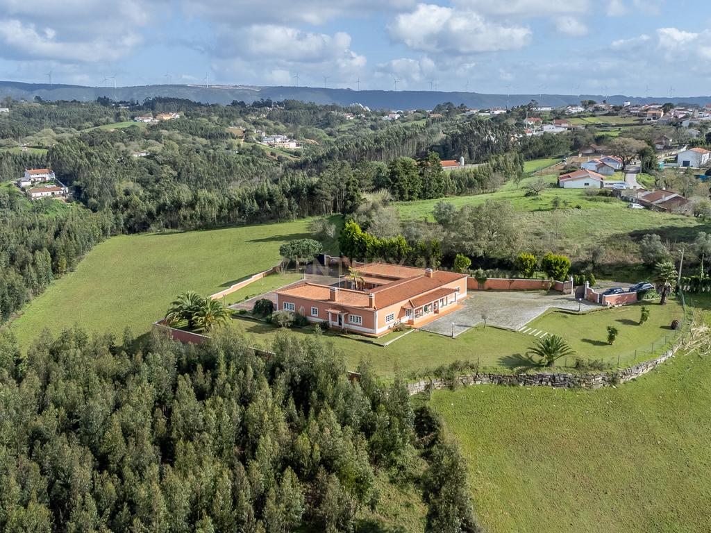 MORADIA TÉRREA DE LUXO - Caldas da Rainha - Image 68