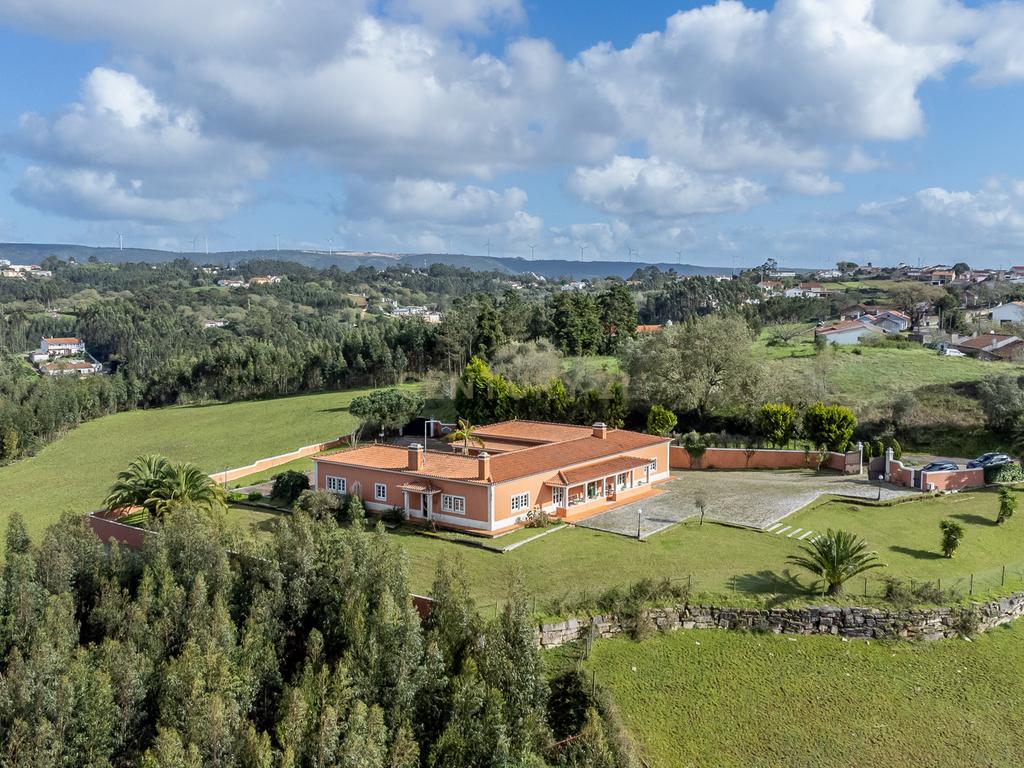 MORADIA TÉRREA DE LUXO - Caldas da Rainha - Image 71