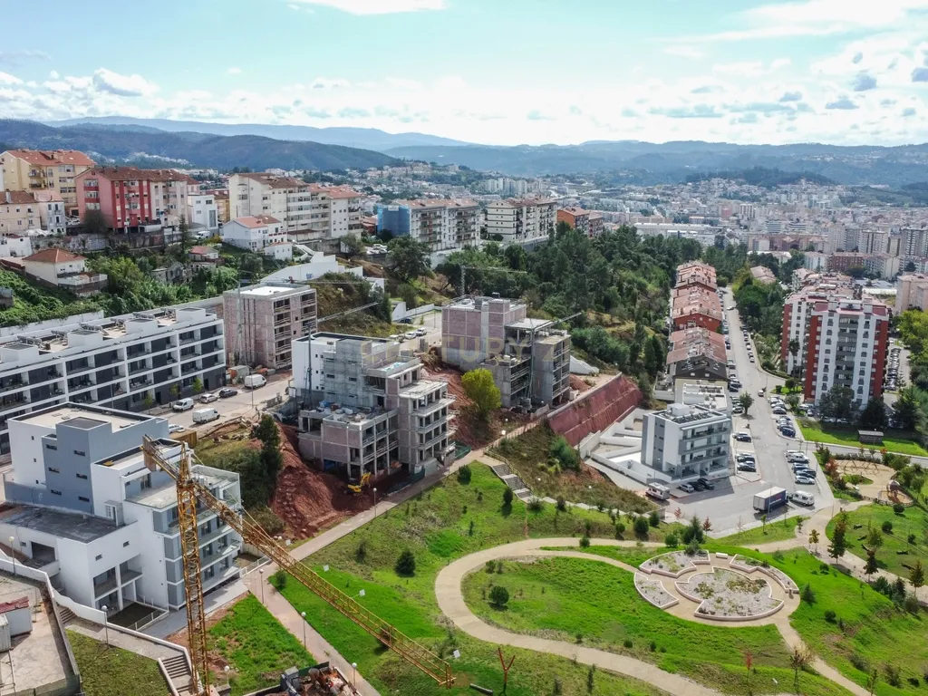 Apartamento T1, novo, em construção | Coimbra. - Image 3