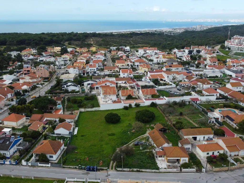 Terreno Urbano de 3.900 m², com moradia térrea sem licença – Charneca de Caparica - Image 14