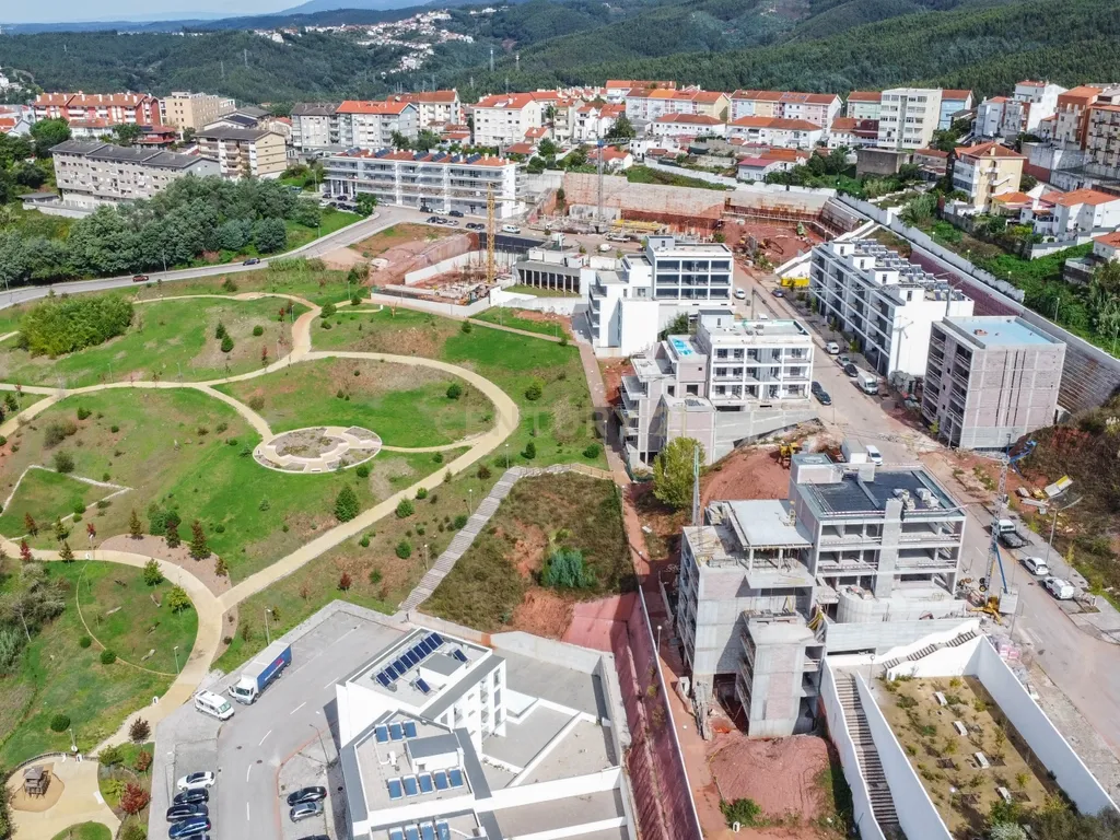 Apartamento T1, novo, em construção | Coimbra. - Image 4