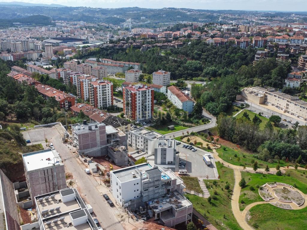 Apartamento T2, novo, em construção | Coimbra. - Image 2