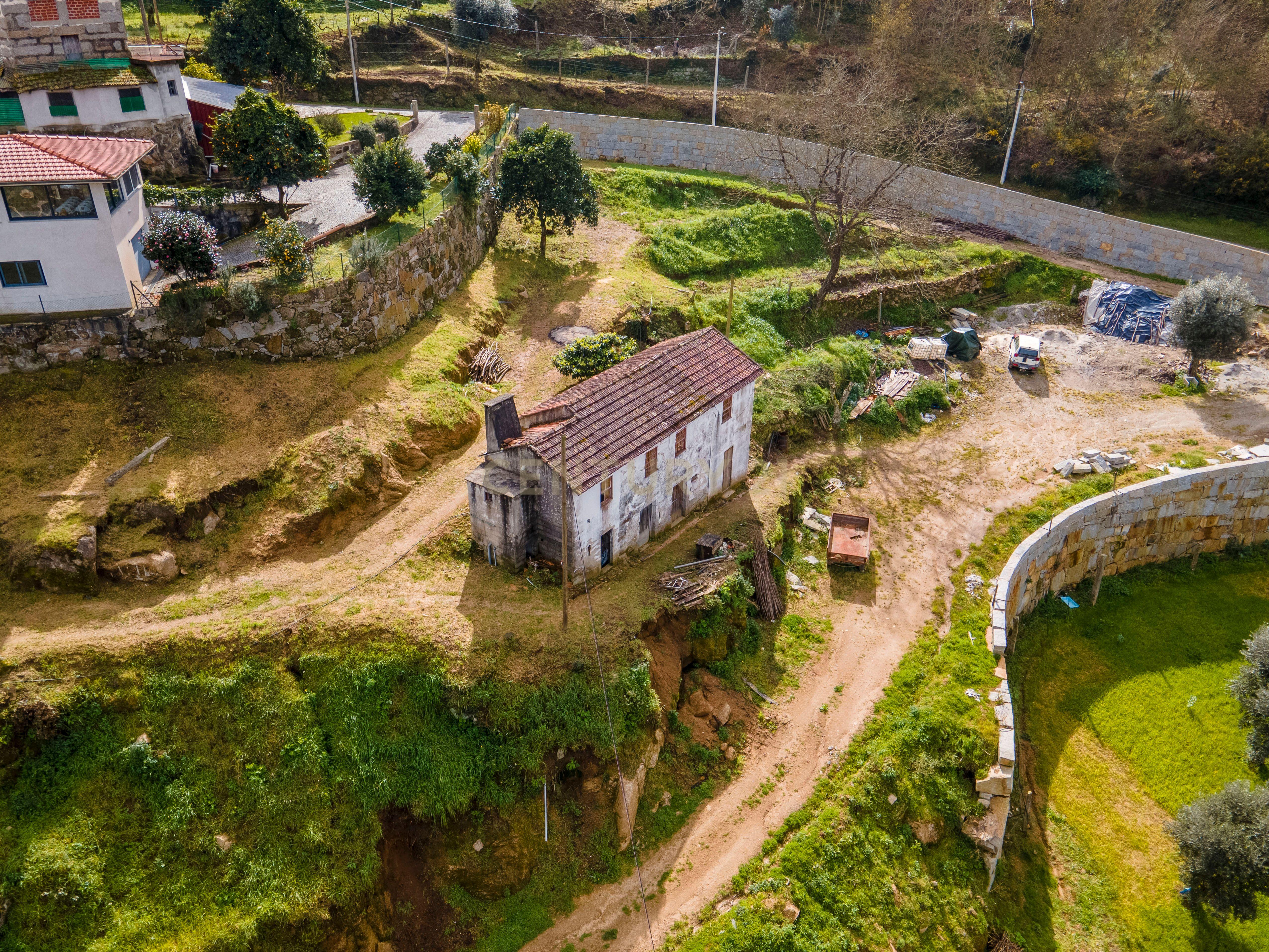 QUINTA COM MARGEM RIO DOURO - Image 8