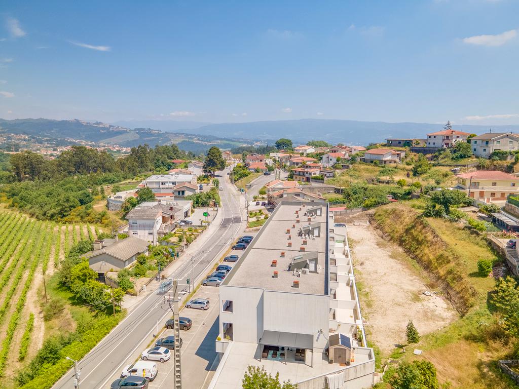 Moradia para restauro em São Martinho de Recezinhos, Penafiel - Image 9