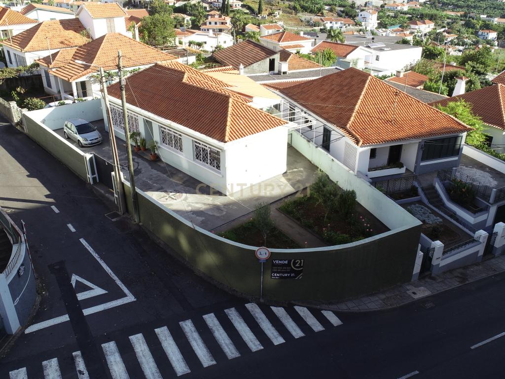 Moradia Tradicional Térrea - Virtudes - Funchal - Image 28
