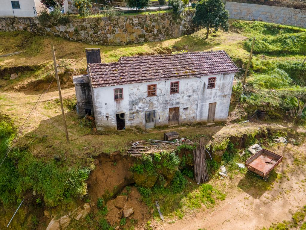 QUINTA COM MARGEM RIO DOURO - Image 7