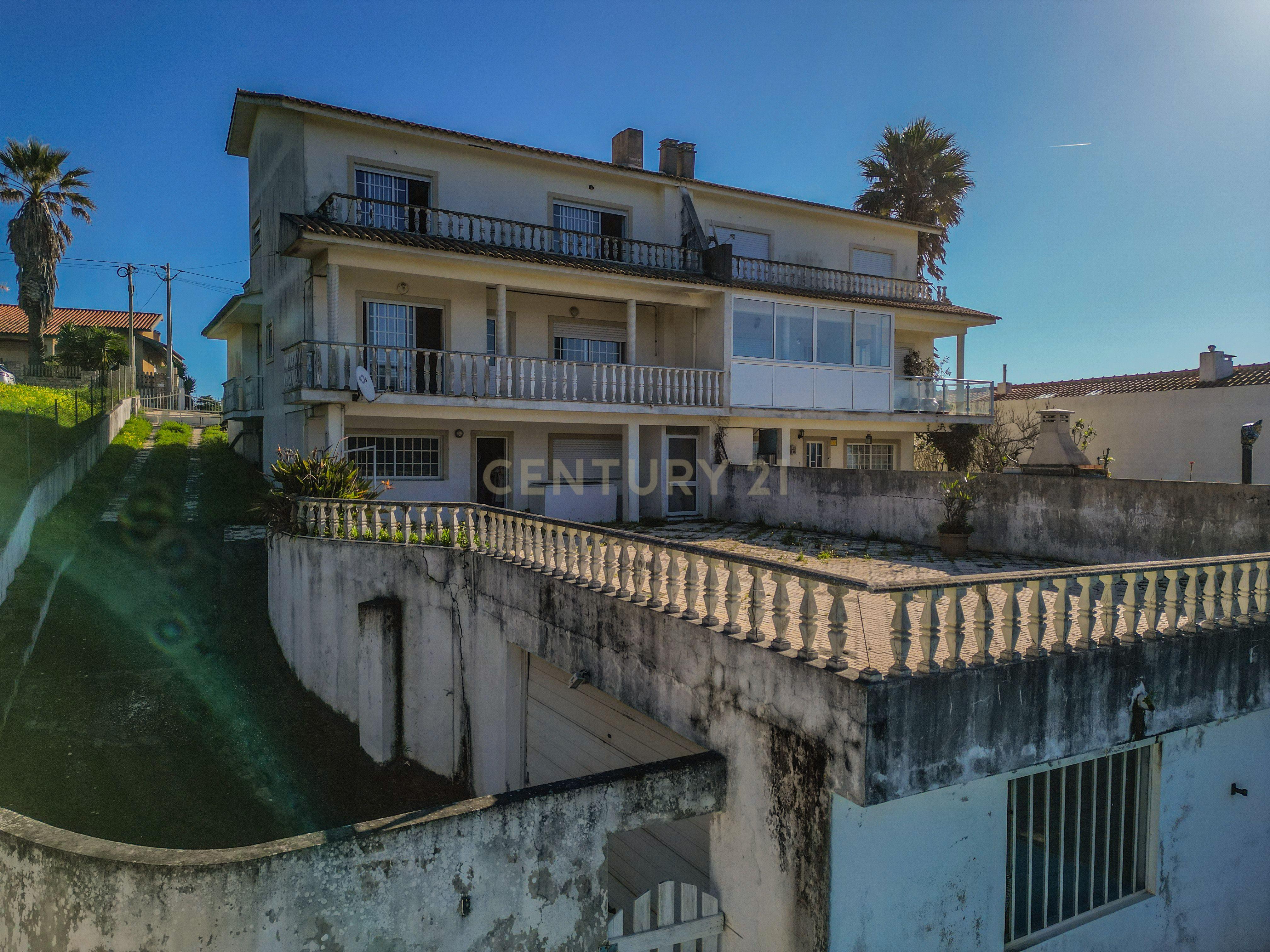 Moradia T4 com piscina e vista de mar na Figueira da Foz - Image 8