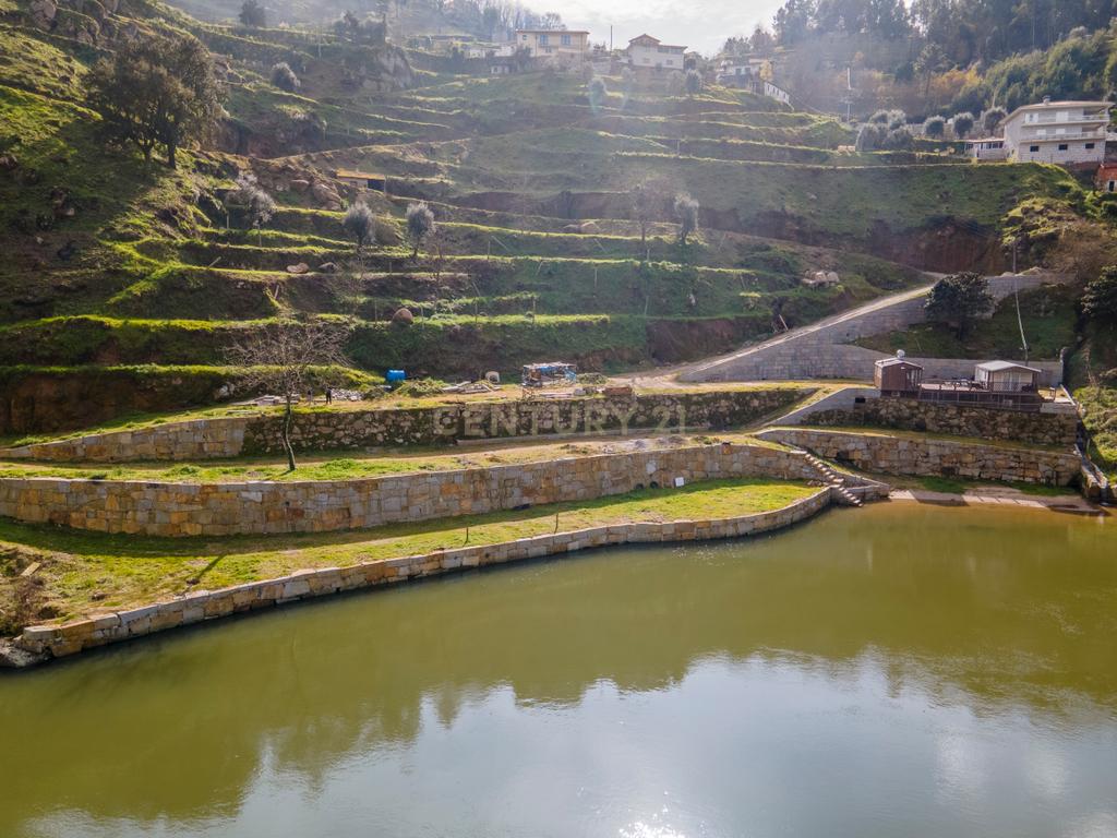 QUINTA COM MARGEM RIO DOURO - Image 5
