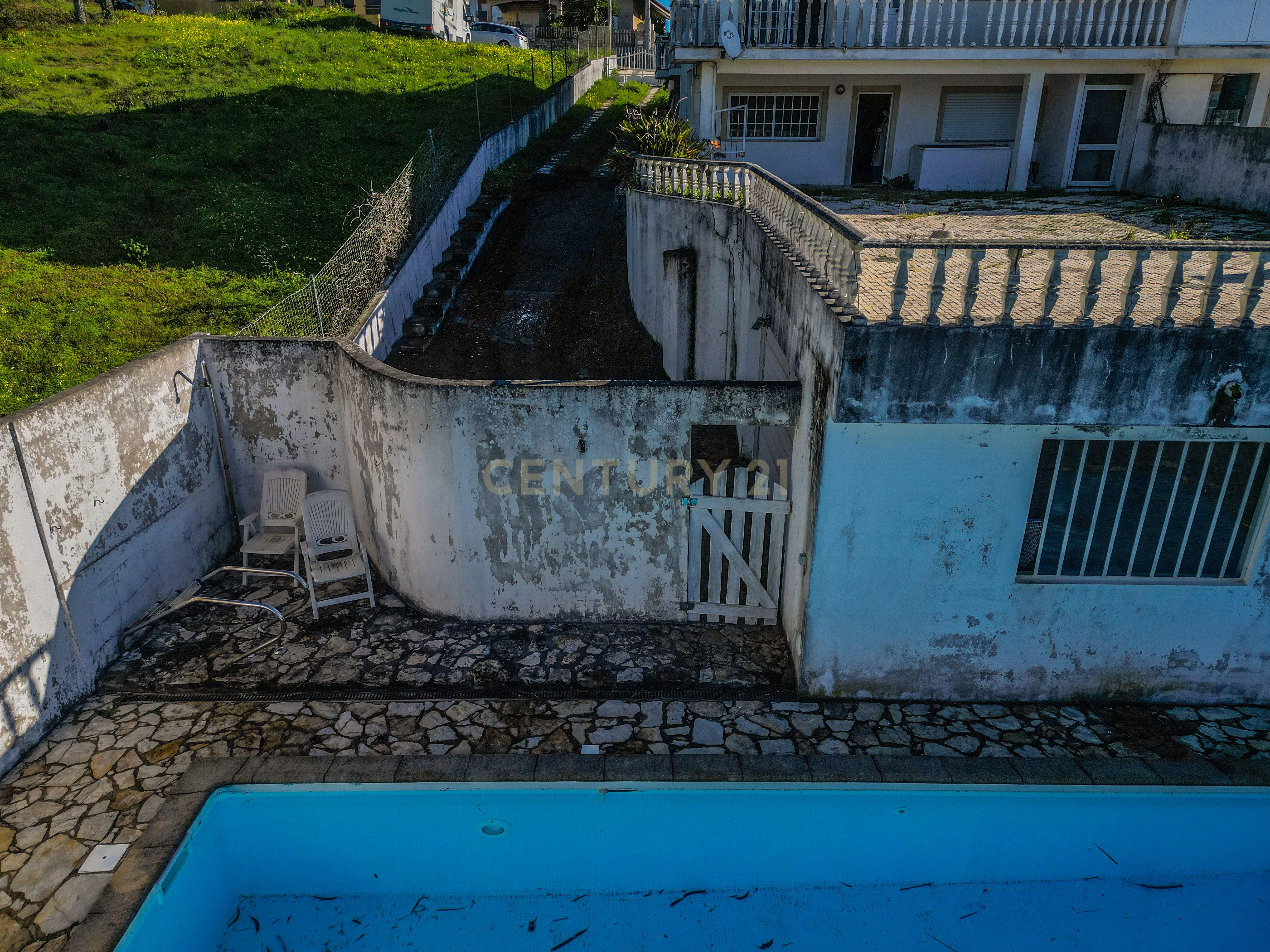 Moradia T4 com piscina e vista de mar na Figueira da Foz - Image 9