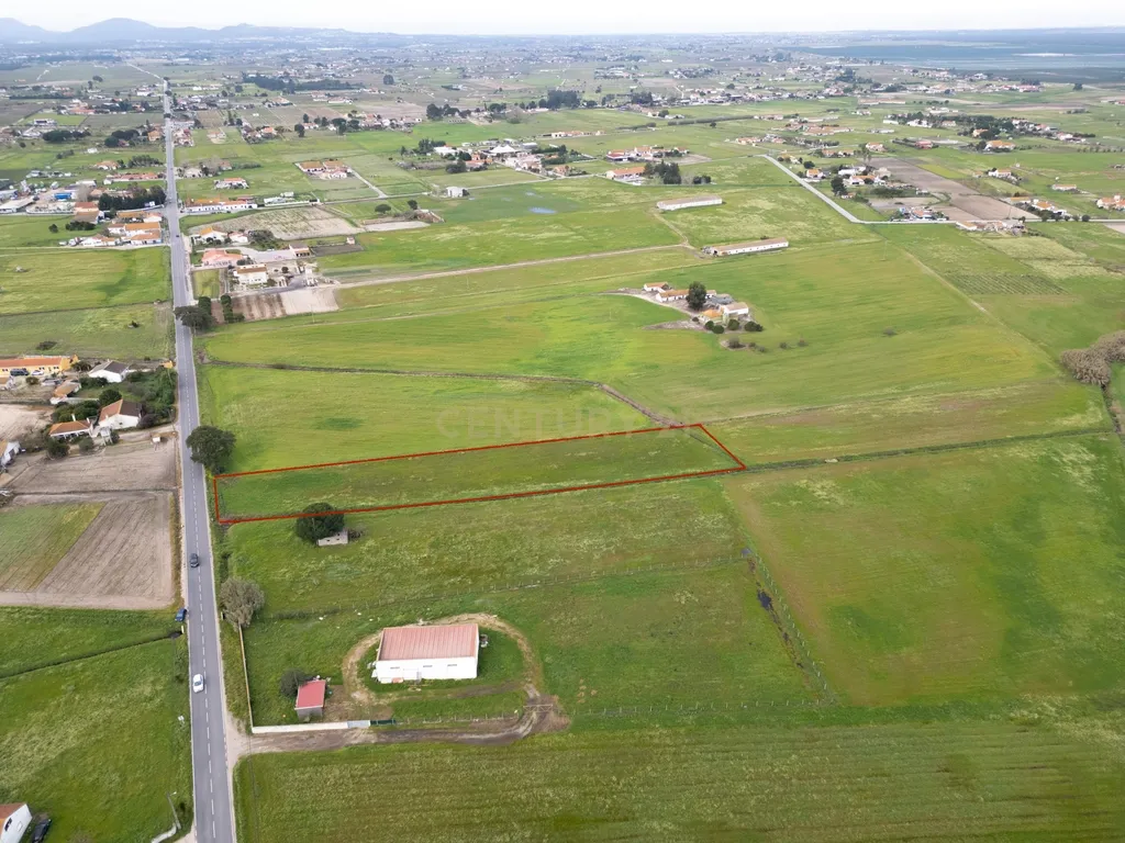 Terreno 5000m2 Urbanizável em Lagameças - Image 1