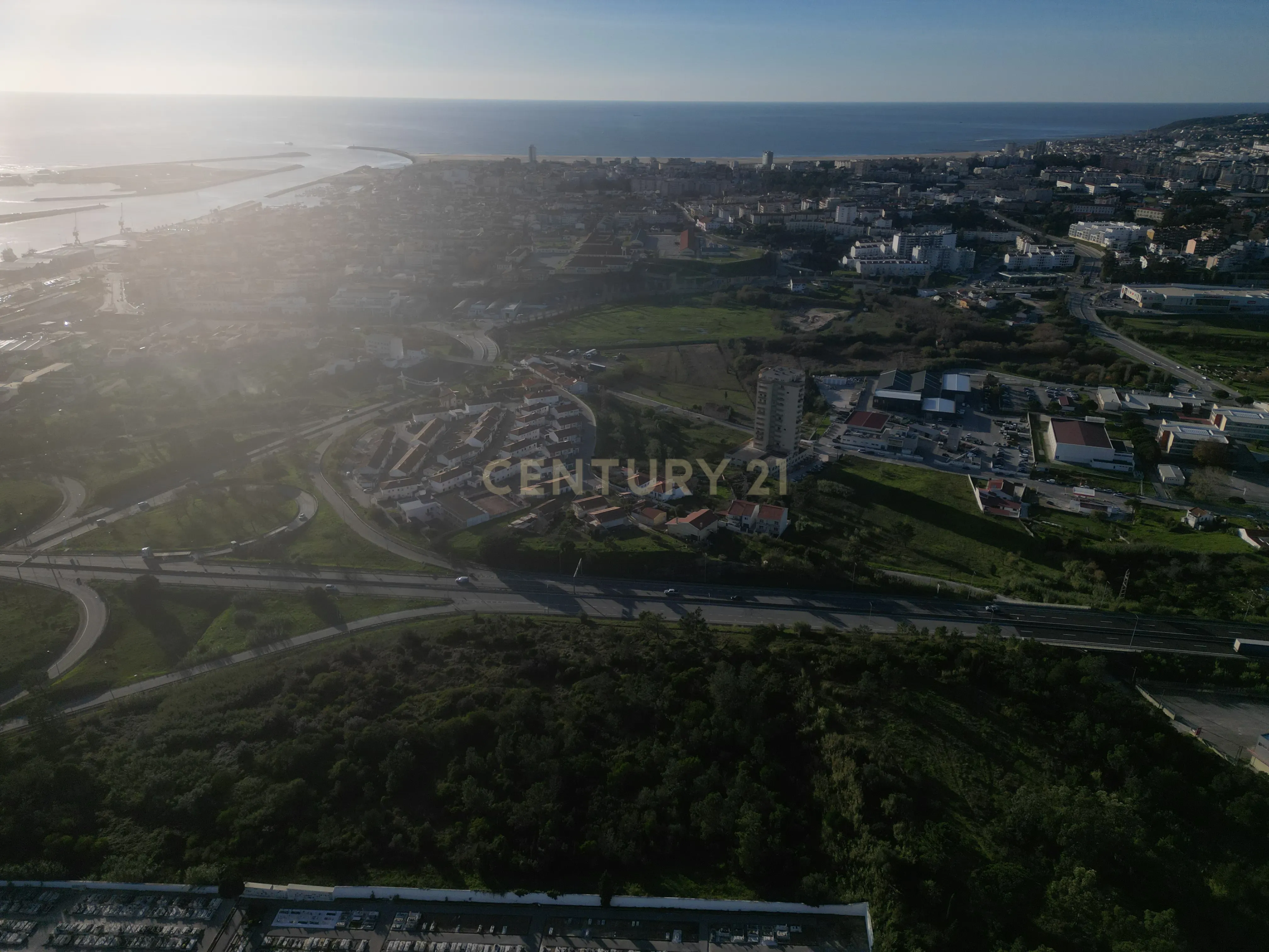 Oportunidade Única para Construtores: 2 Terrenos Rústicos na Entrada da Figueira da Foz - Image 7