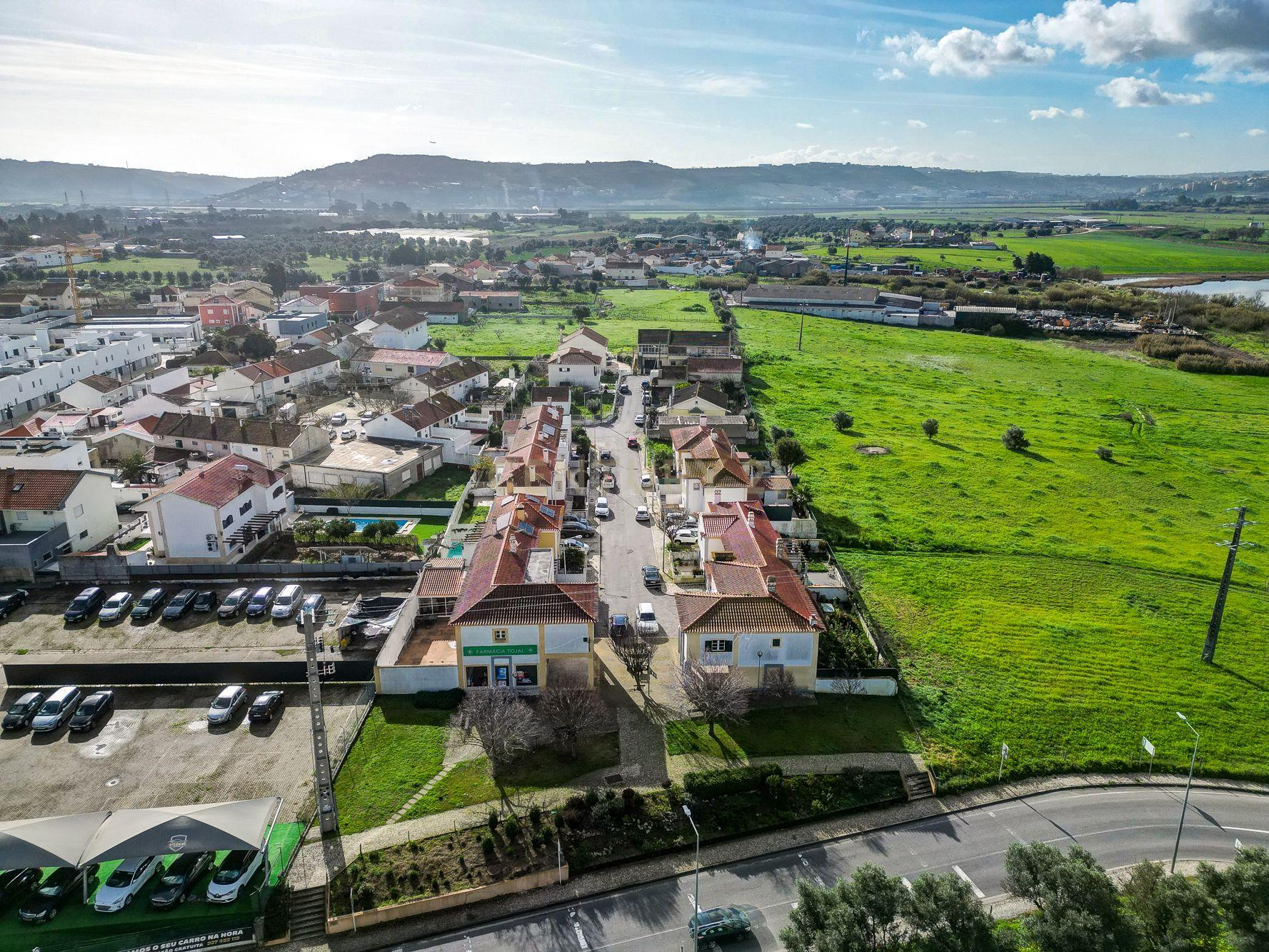 MORADIA T5 COM JARDIM, EM SANTO ANTÃO DO TOJAL - Image 62