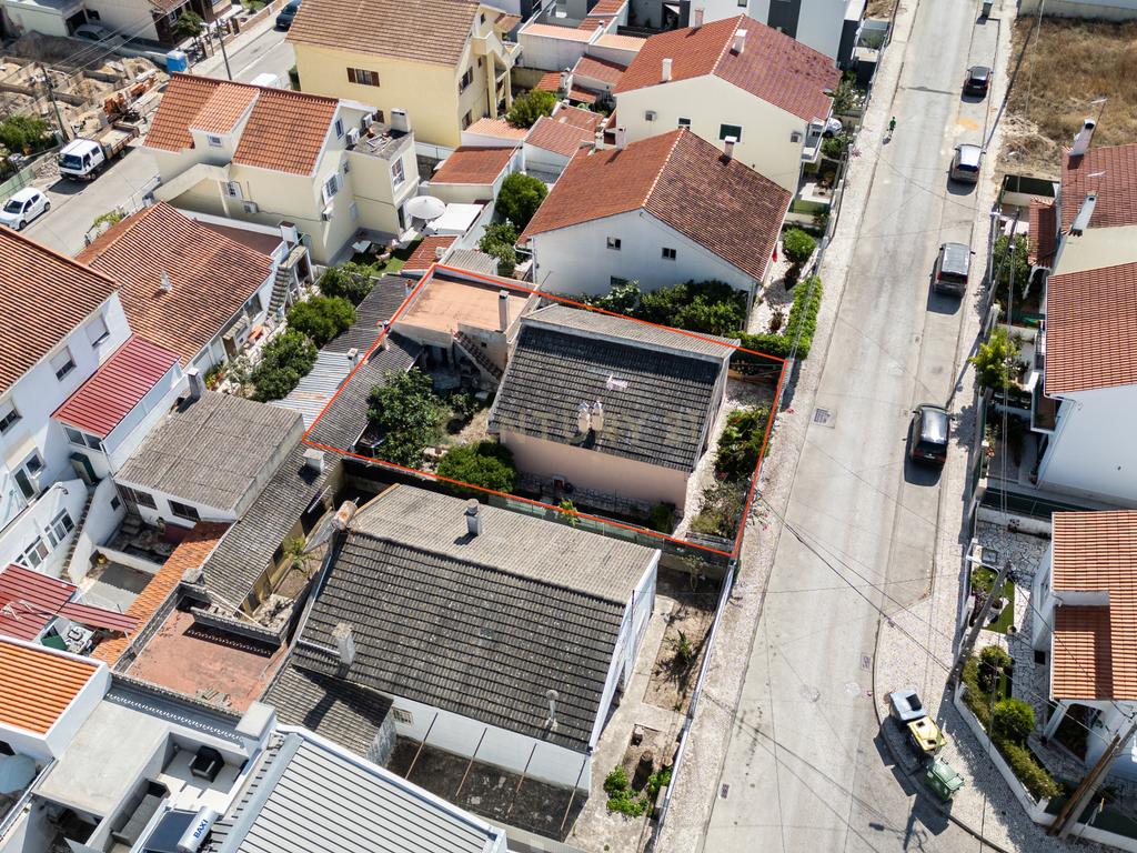 Moradia Isolada T5 Quinta do Conde (INVESTIMENTO) - Image 25