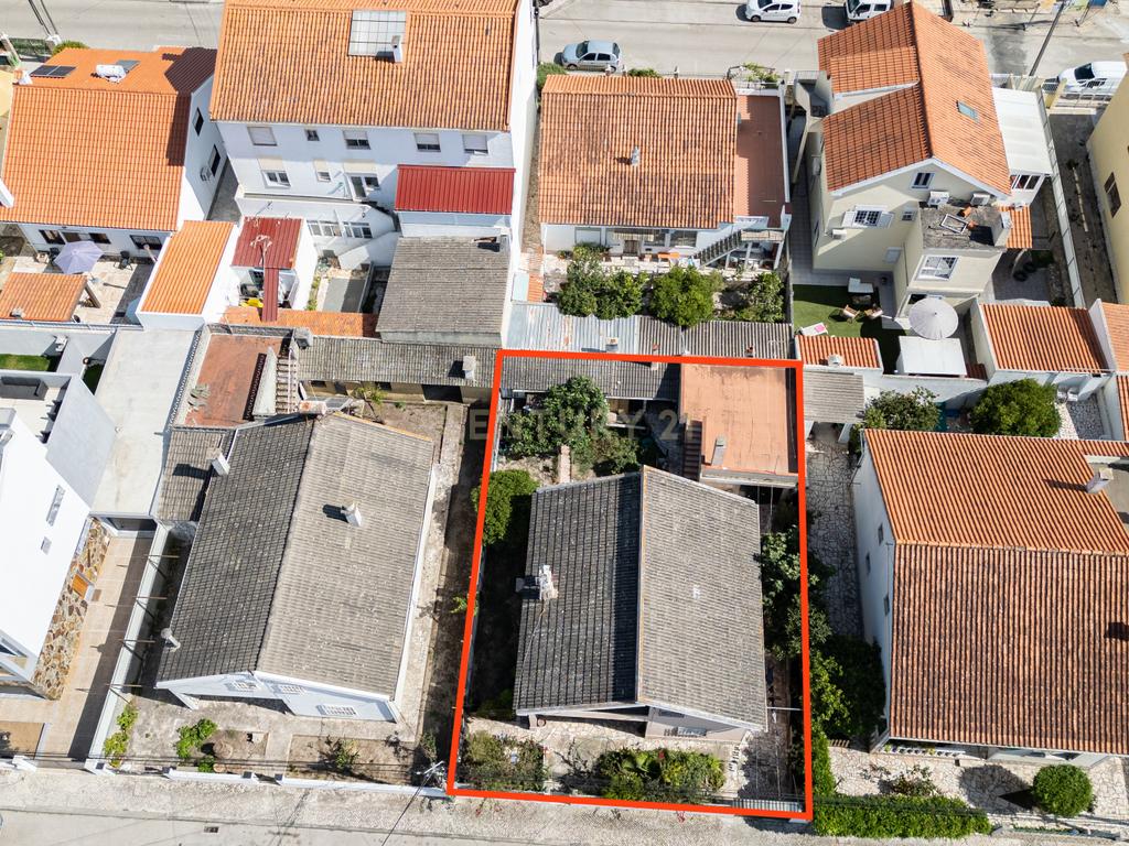 Moradia Isolada T5 Quinta do Conde (INVESTIMENTO) - Image 22