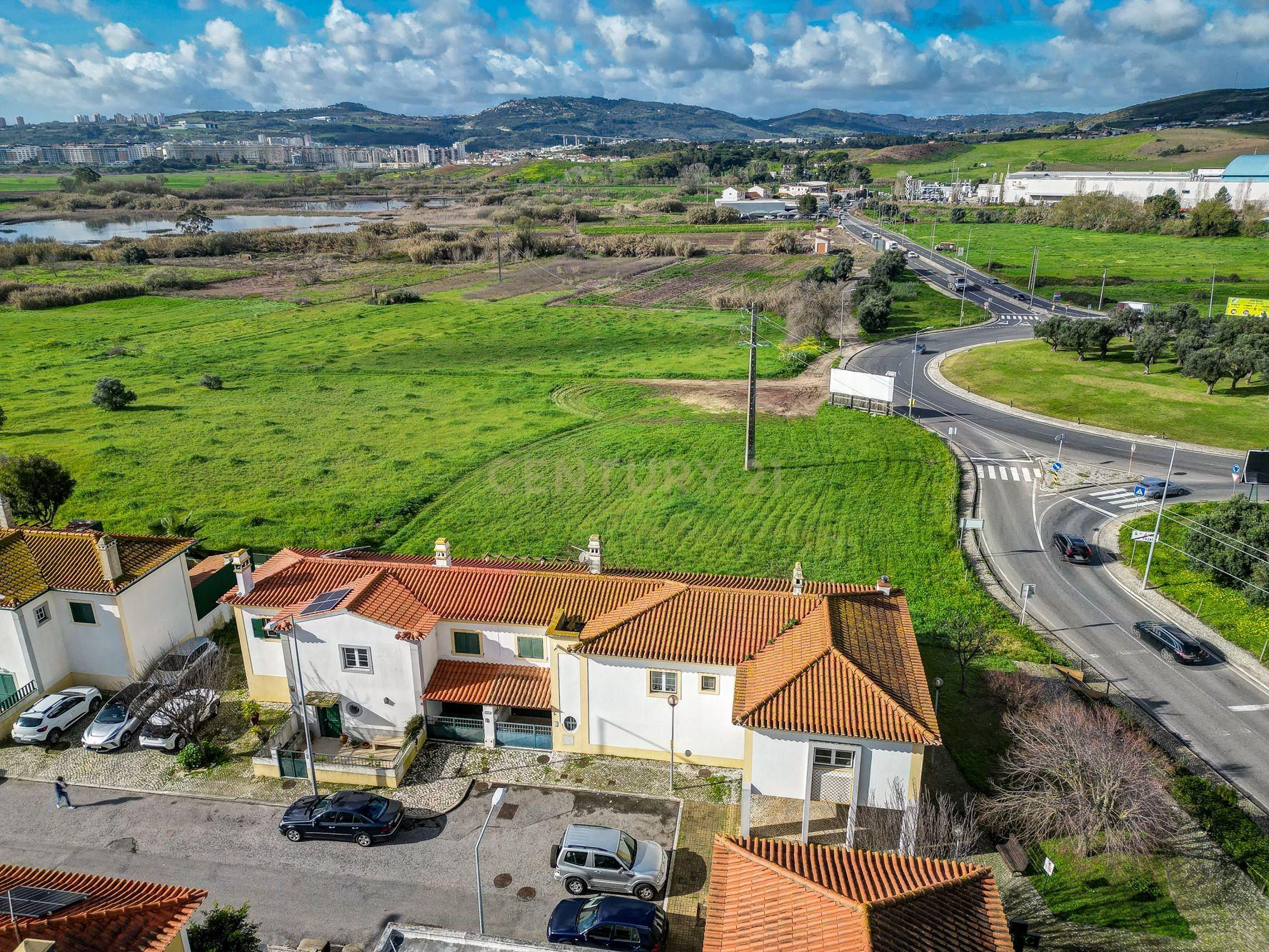 MORADIA T5 COM JARDIM, EM SANTO ANTÃO DO TOJAL - Image 64