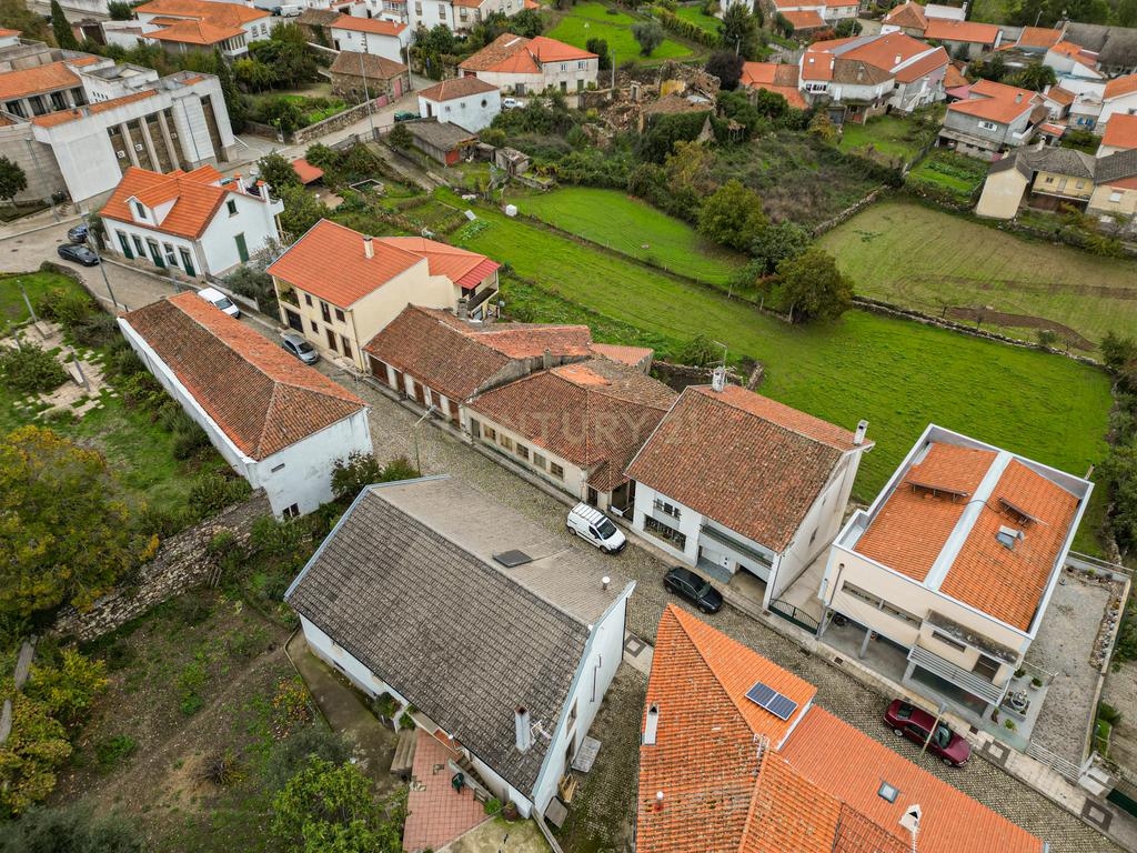 Moradia para reconstruir - Vimioso - Image 9