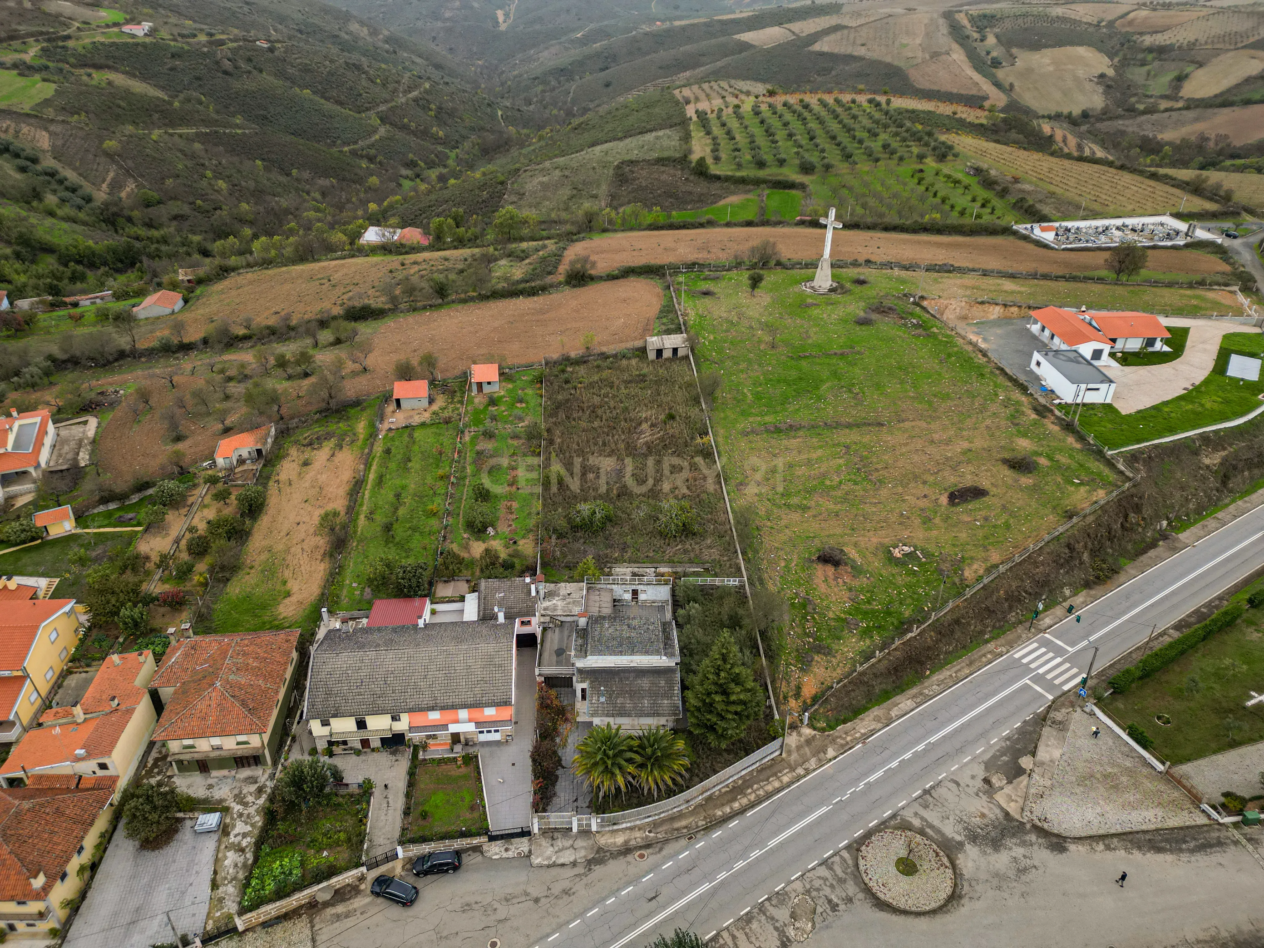 Moradia T3 - Campo de Víboras - Image 1