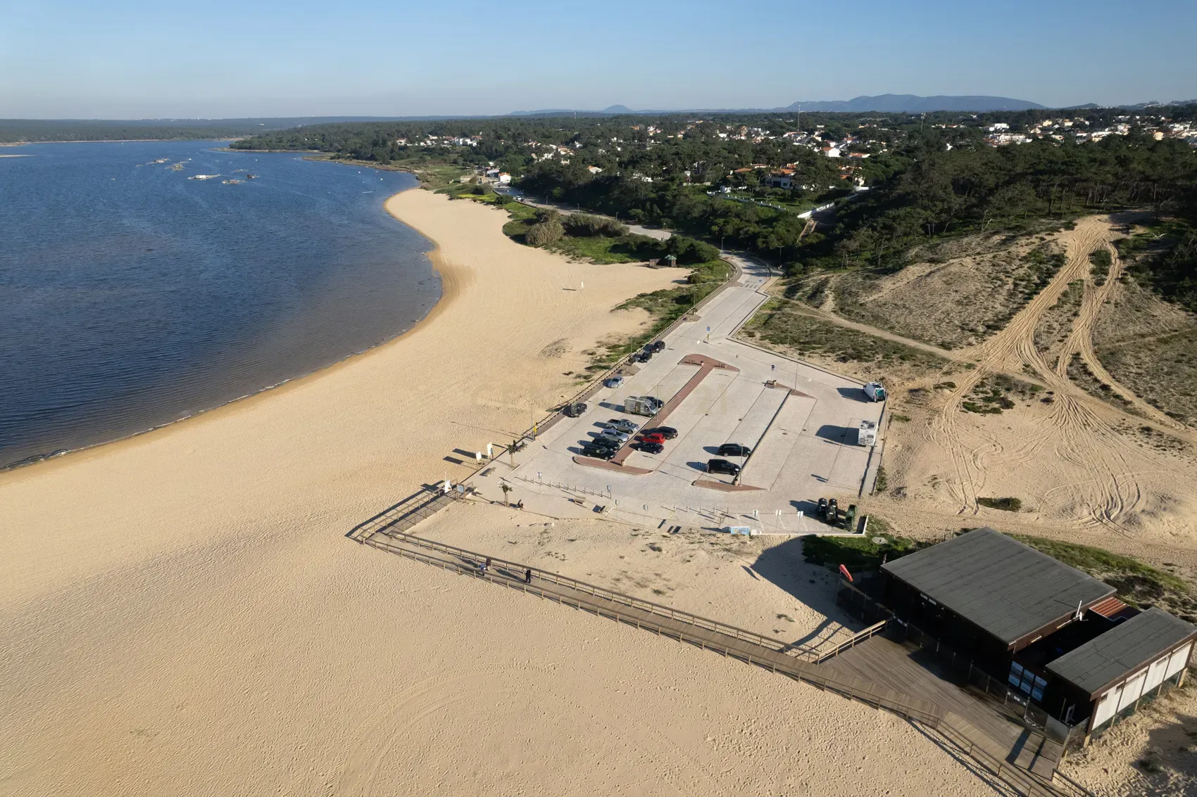 Moradia Geminada T3 - Nova - Lagoa da Albufeira - Sesimbra - Image 16