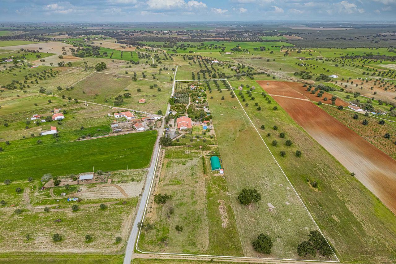 PROPRIEDADE DE FÉRIAS DOS SONHOS À VENDA NO ALENTEJO, PORTUGAL - Image 35