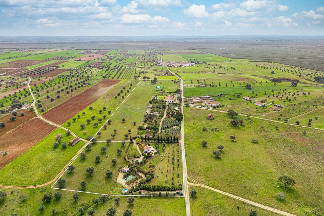 PROPRIEDADE DE FÉRIAS DOS SONHOS À VENDA NO ALENTEJO, PORTUGAL - Image 39