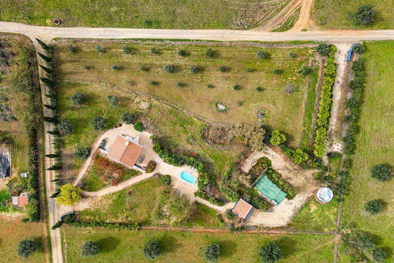PROPRIEDADE DE FÉRIAS DOS SONHOS À VENDA NO ALENTEJO, PORTUGAL - Image 38