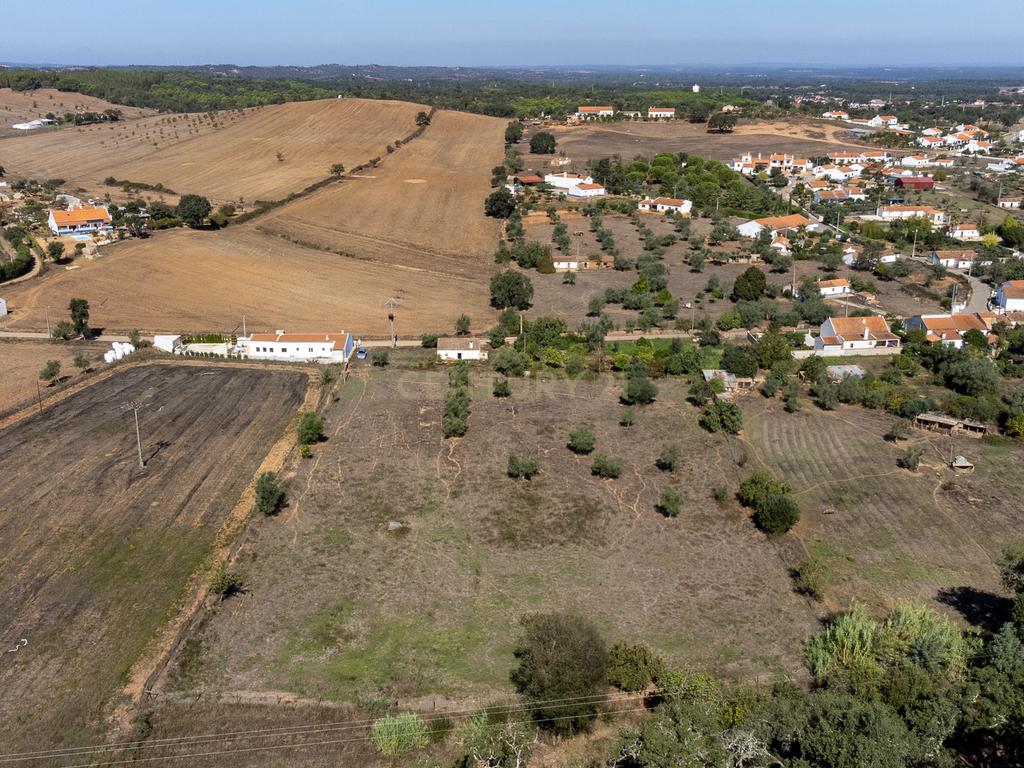 Quinta a 20 km da Costa Vicentina, 8.250m2 de terreno - Image 18