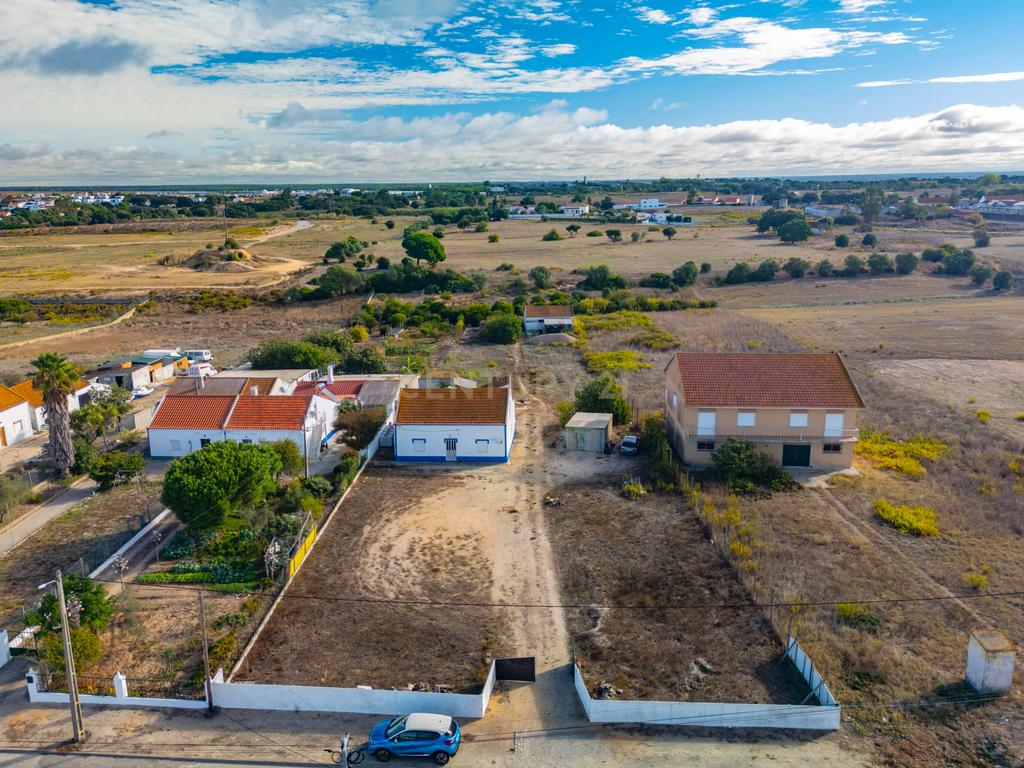 Moradia com terreno misto em Alcochete com Viabilidade para 5 Moradias - Image 25