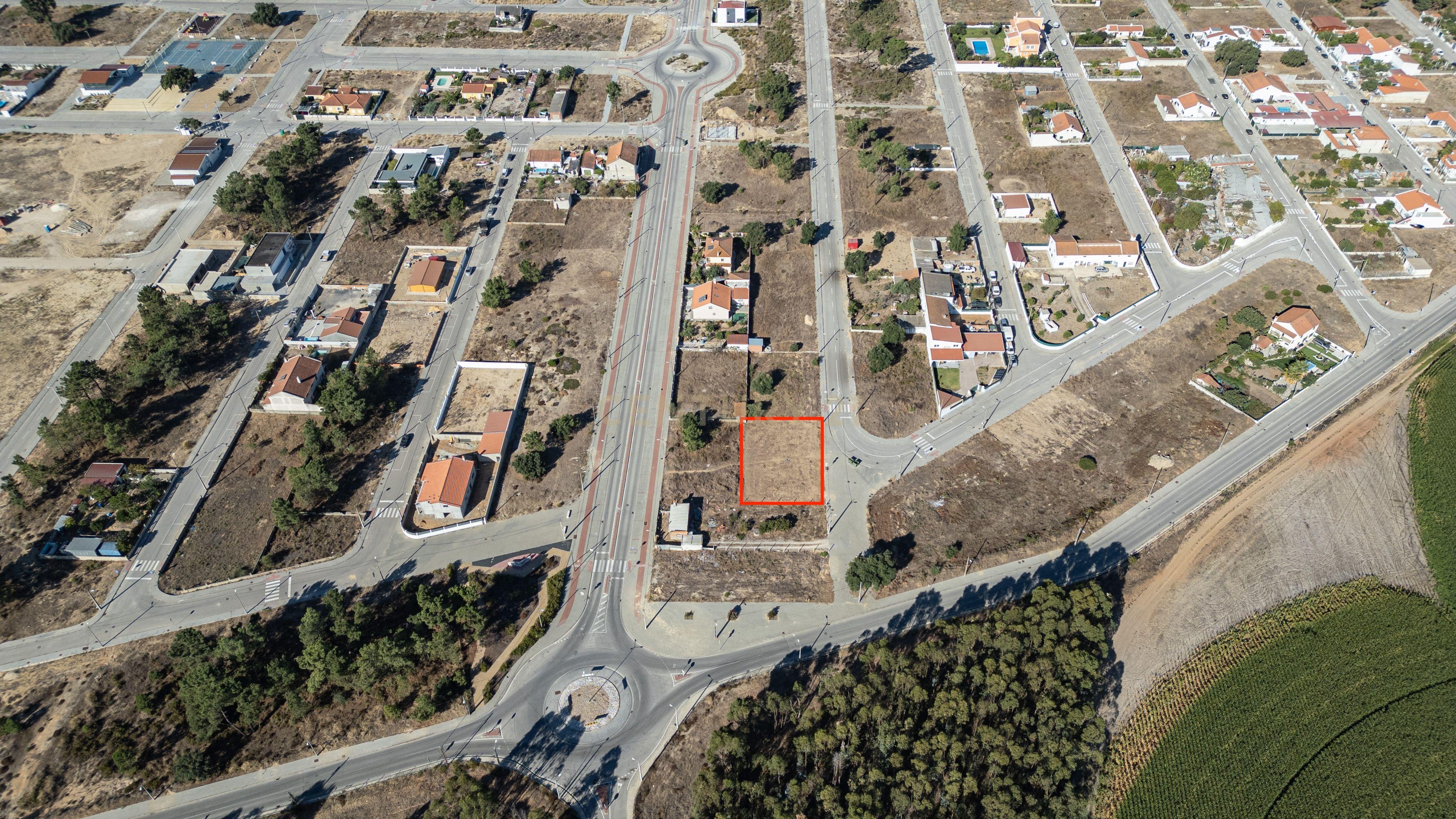 Terreno para construção de 630 m2, Quinta da Marquesa I e III - Image 4