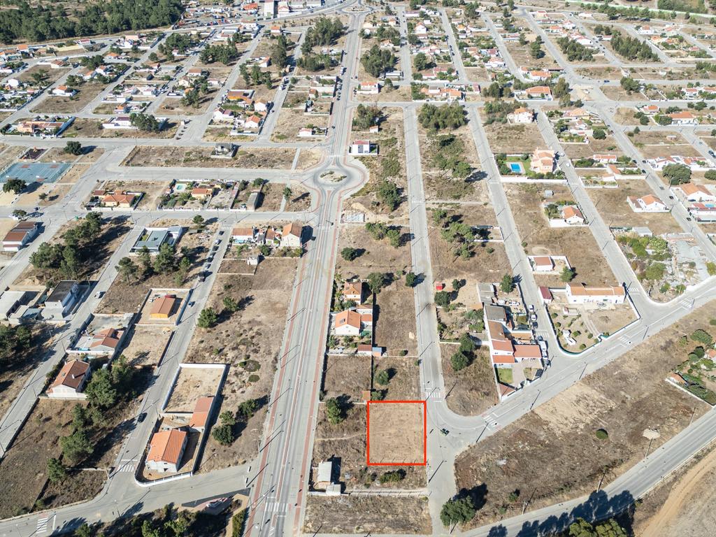Terreno para construção de  630 m2, Quinta da Marquesa I e III - Image 5