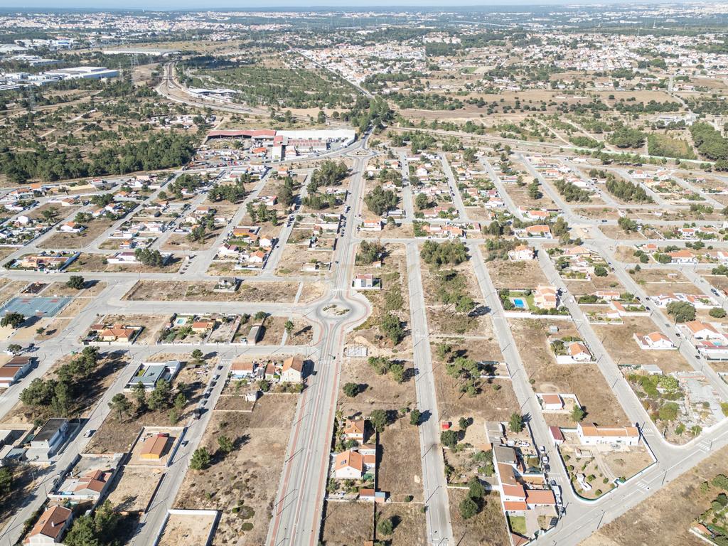 Terreno para construção de  630 m2, Quinta da Marquesa I e III - Image 6