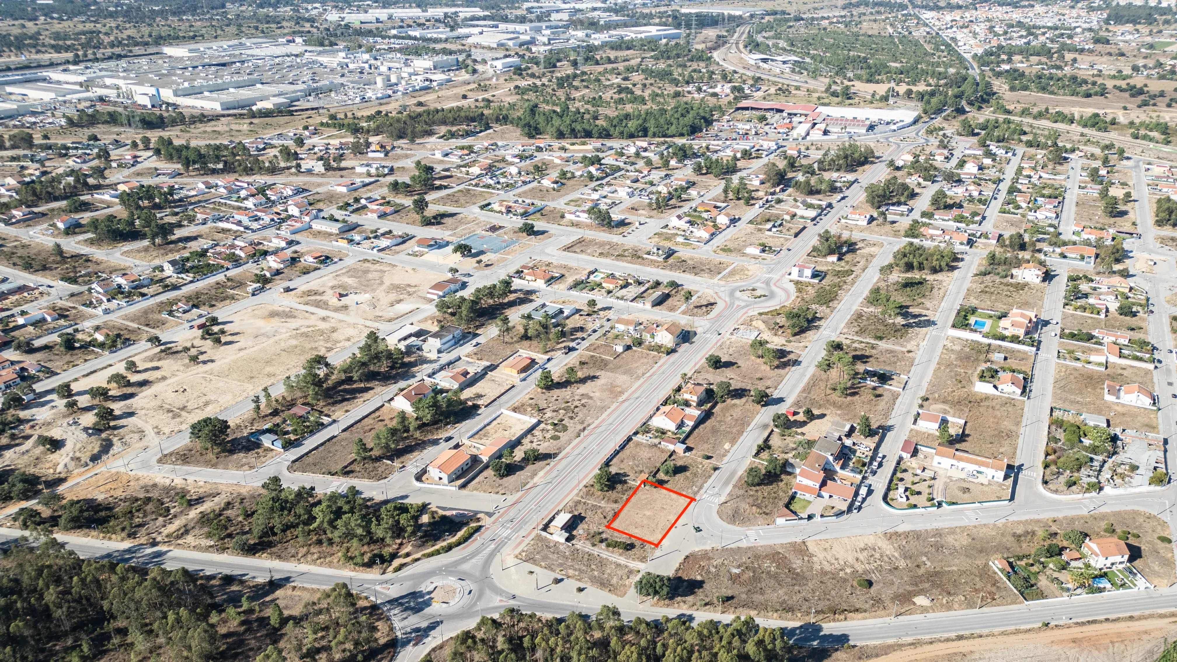 Terreno para construção de 630 m2, Quinta da Marquesa I e III - Image 2
