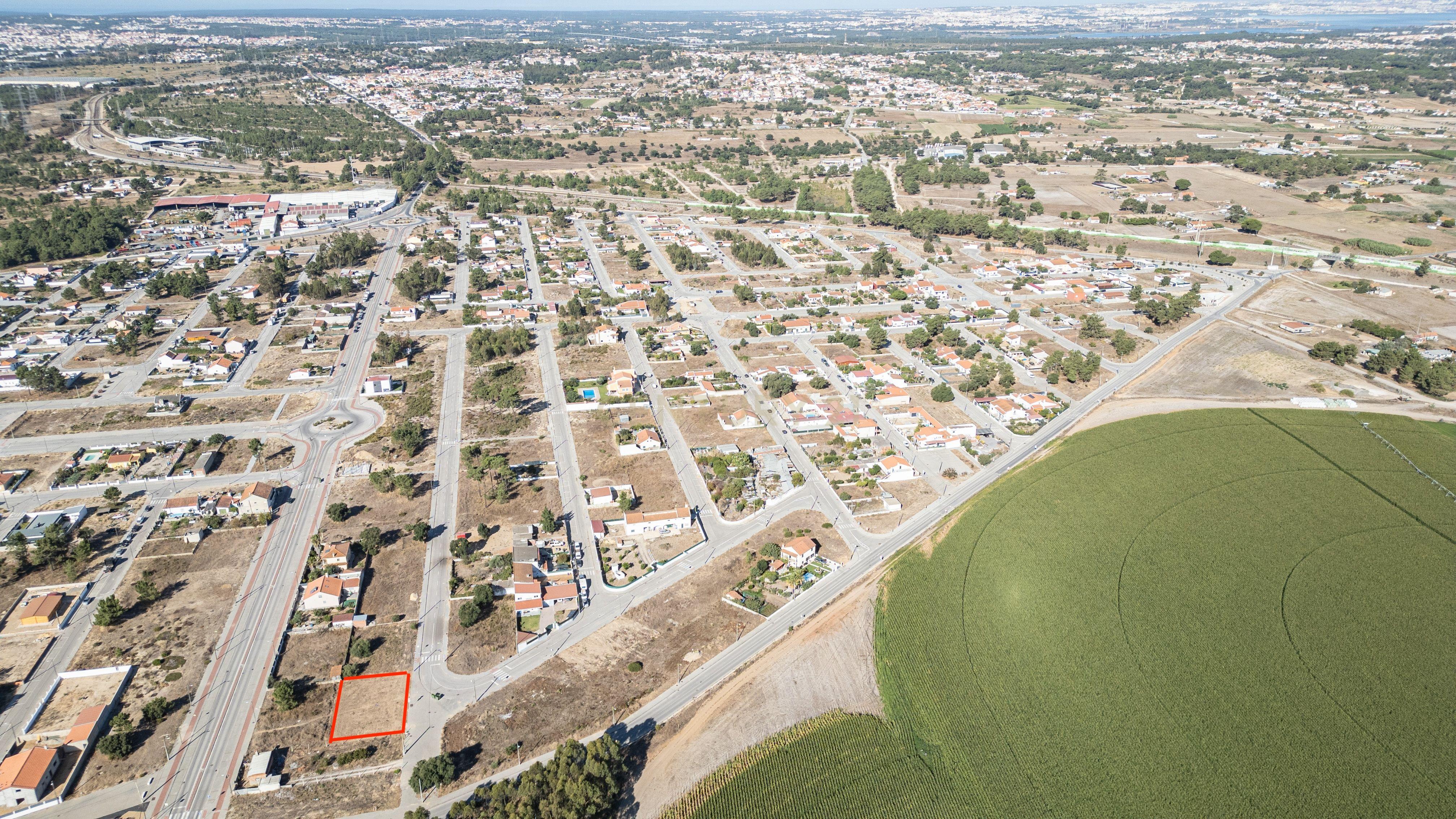 Terreno para construção de 630 m2, Quinta da Marquesa I e III - Image 9