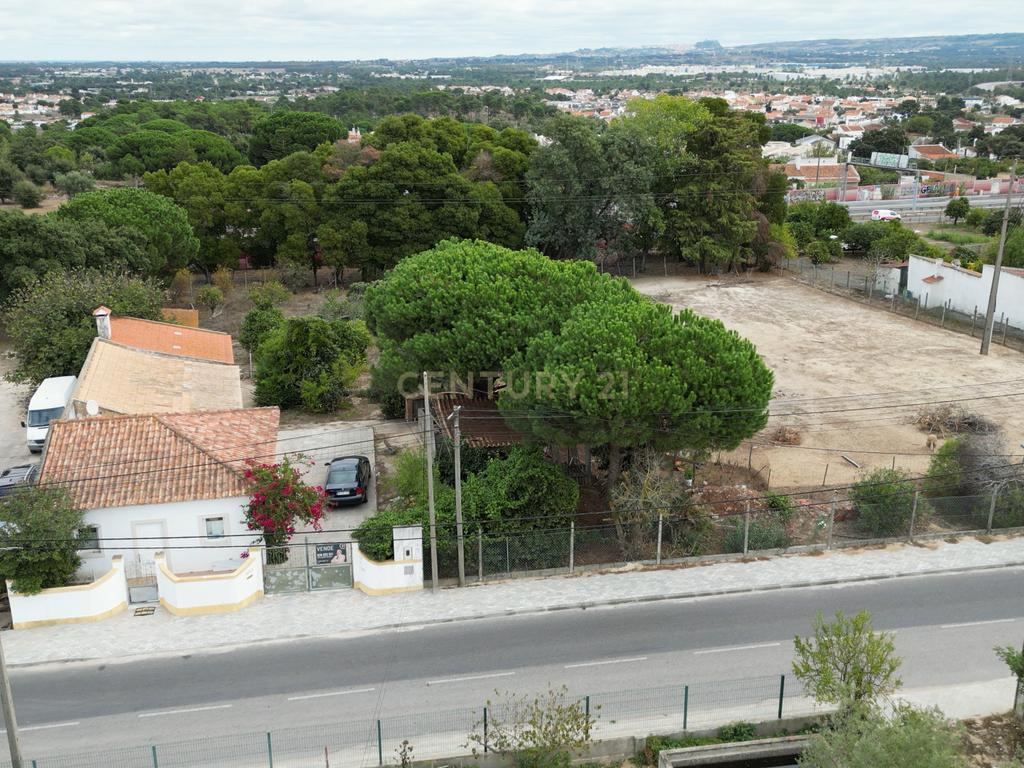 Moradia Terrea isolada em Palhais e Coina - Image 25