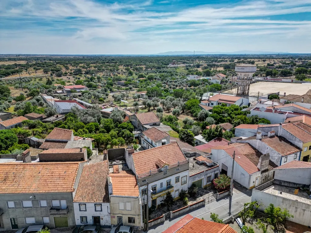 Moradia em Tolosa com 635m² e terreno com 1250m², para modernização total - Image 17