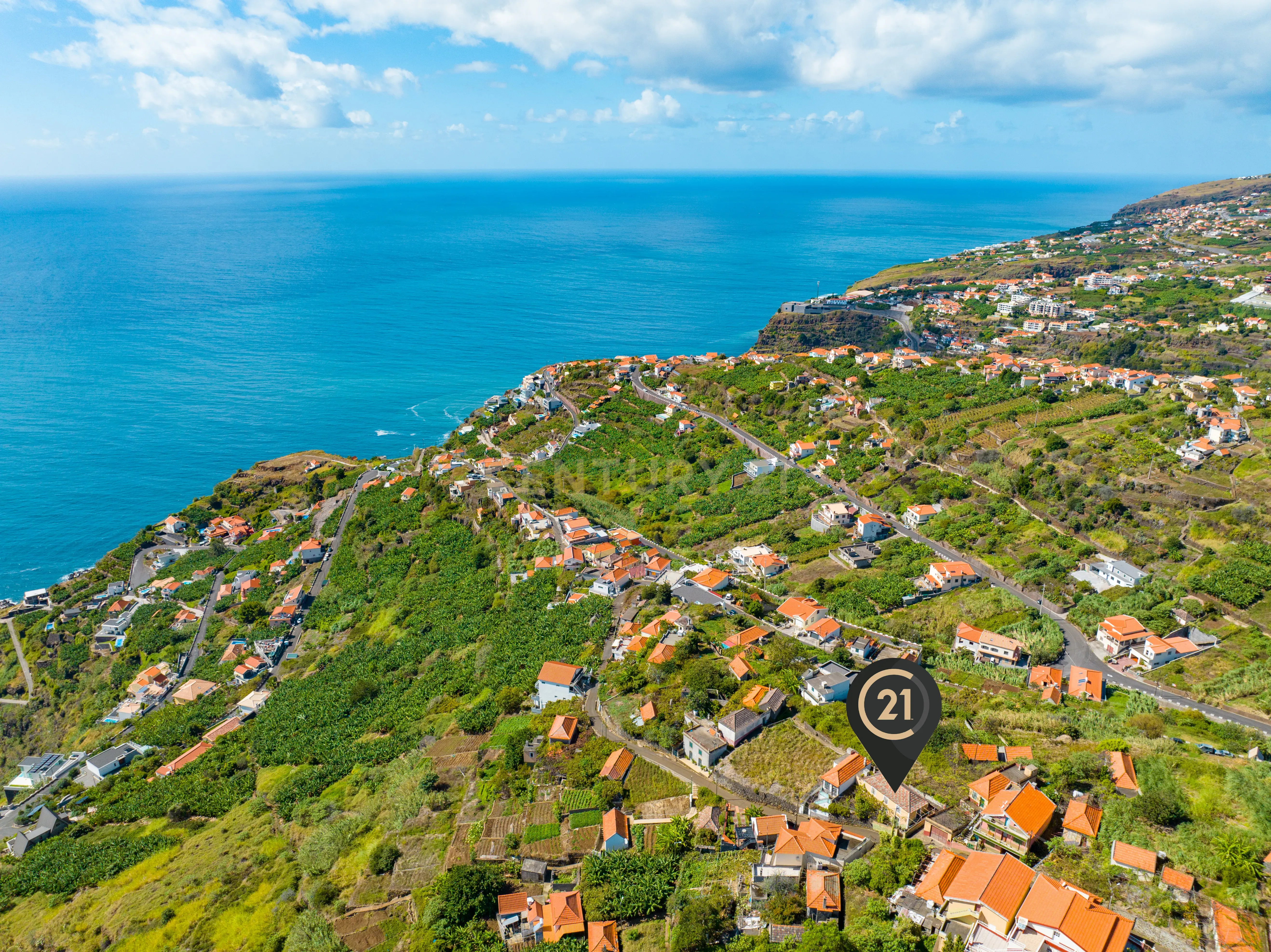 Terreno de 733 m² com Casa e Palheiro para Renovar - Calheta, Madeira - Image 13